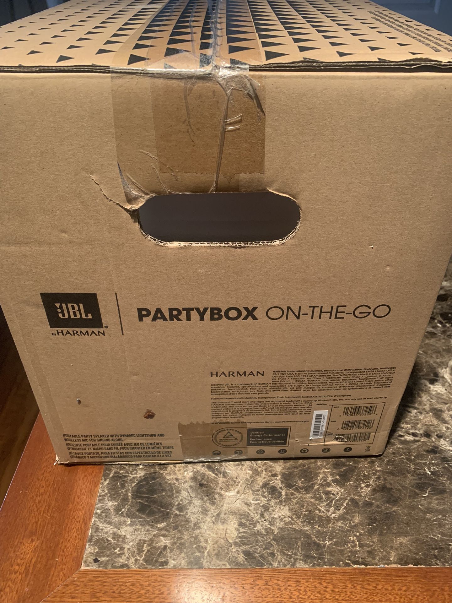 JBL PartyBox On-The-Go – Enceinte portable Bluetooth de soirée