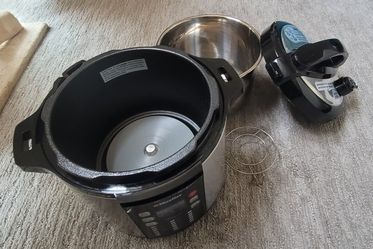 Mueller Pressure Cooker 10-in - 1 Pro Series 19 Program 6Q for Sale in San  Gabriel, CA - OfferUp