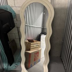 White wavy trendy mirror 