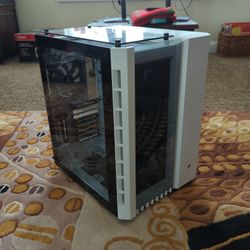 Corsair Crystal 680x 