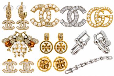 Women’s earnings and brooch pins