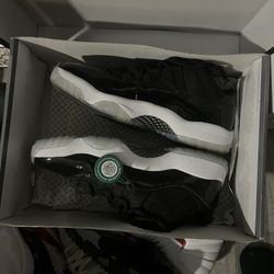 Jordan 11 Low Retro Space Jams