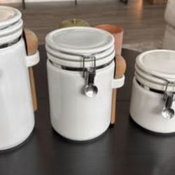 Bee House Japan 3-Piece Ceramic Kitchen Canister Set with Wooden Spoons – White