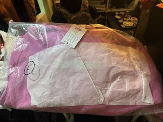 Supreme Swarovski Motion Pink Size Large