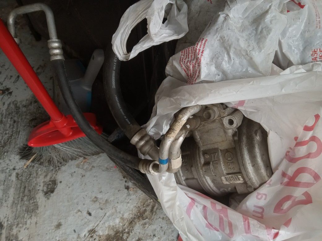 Genesis Coupe AC Condenser Unit