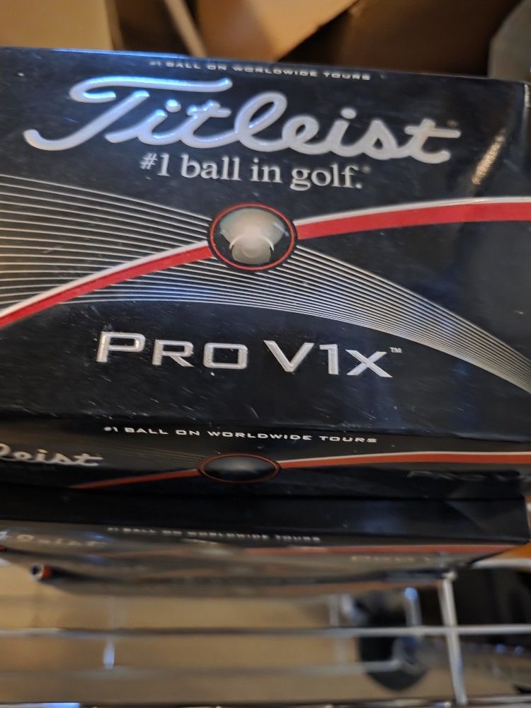 Titleist Prov1x  New!!