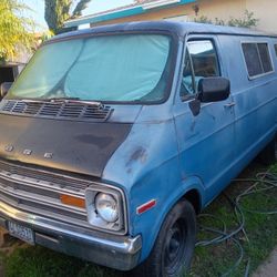 77 Dodge Tradesman