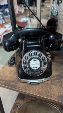 Black Rotary Dial Desk Telephone Classic Phone III Model 1999 Decor Collectible