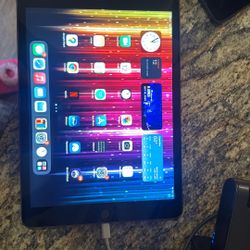 iPad 7th Gen 128GB