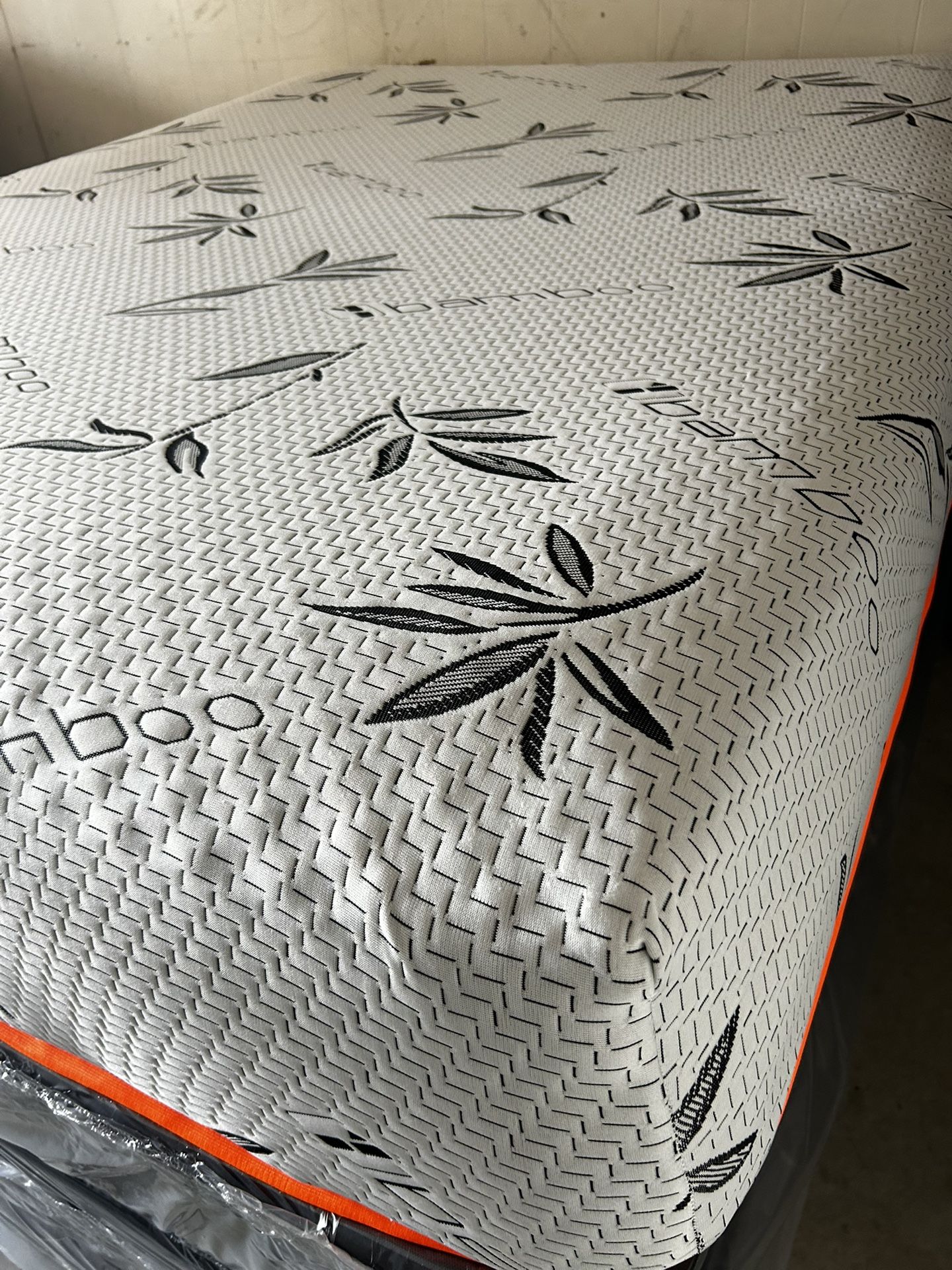 King Plush Pillow Top