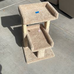 Cat Tree - like New