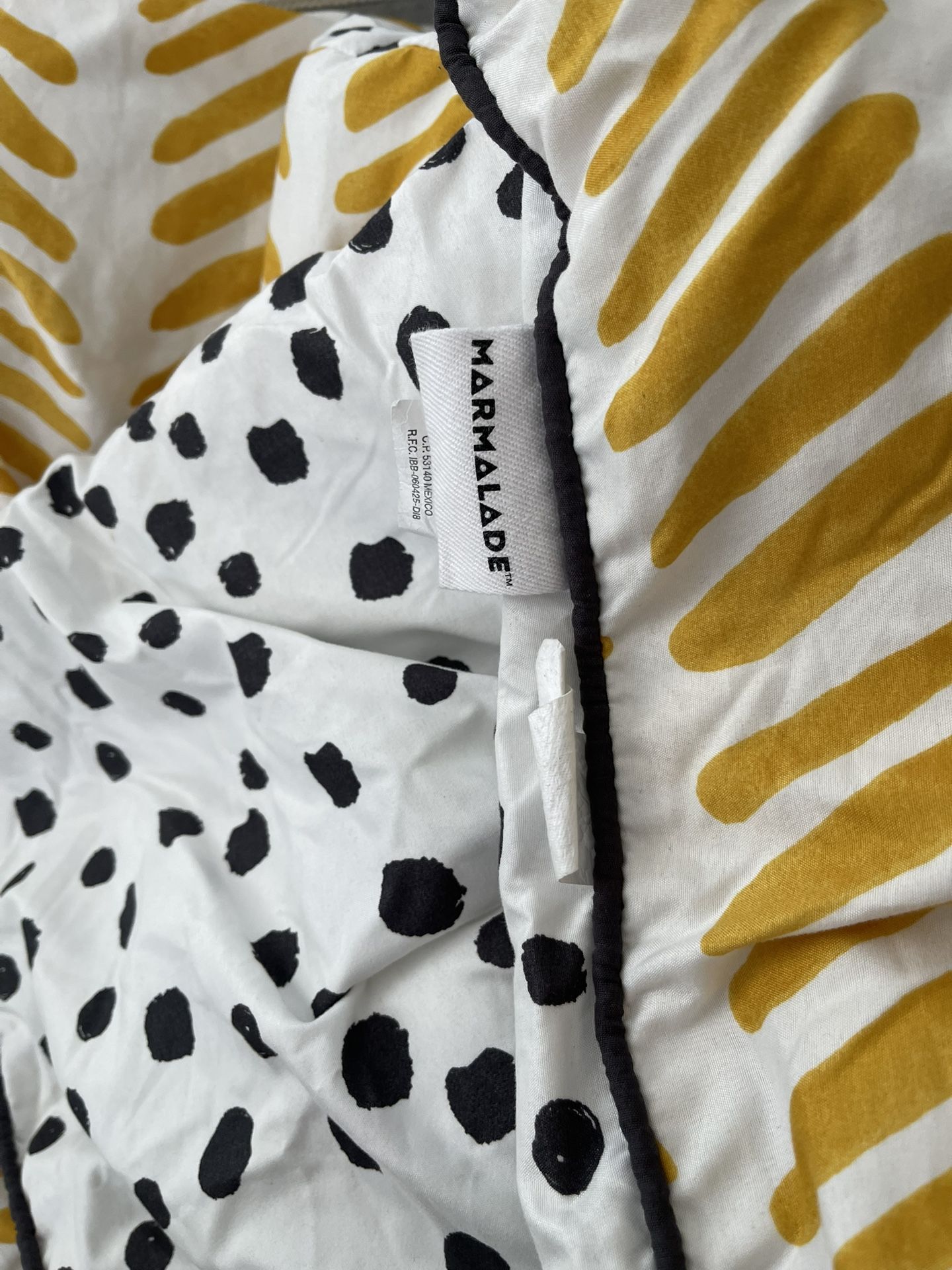 Marmalade Lion Comforter And Sheets Set 