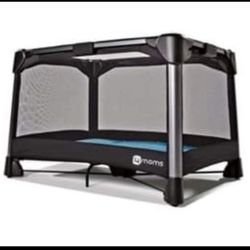 4Moms Breeze Play yard