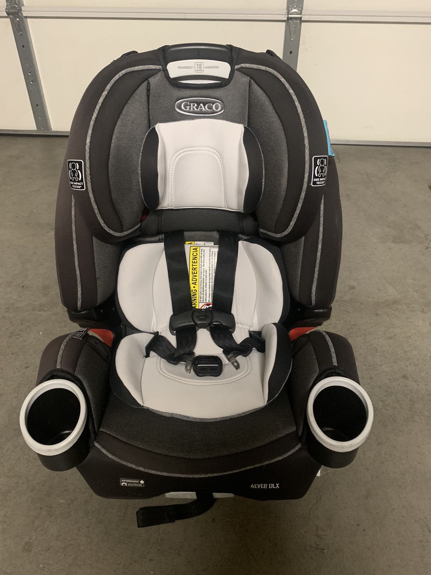 Graco 4ever DLX  4 In 1 Convertible Carseat 