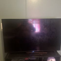 43” Tv And Xbox One