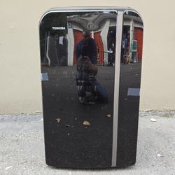 Toshiba Portable Air Conditioner AC 13,500 BTU