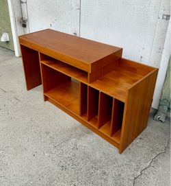 Mid Century Modern Danish Teak Record / LP Media Console - Expandable