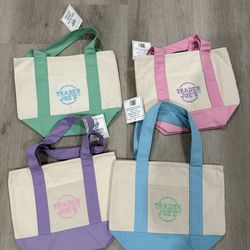 NWT Trader Joe’s Pastel Mini Totes