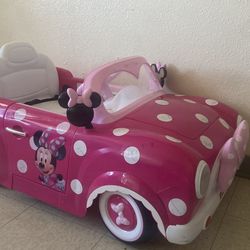 Minnie Mouse electric car