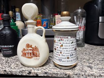 Whiskey decanter