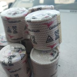 Elastic Bandage with Closure