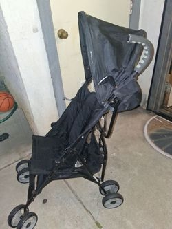 Single Folding Baby  Stroller with Bottle Holder / Pouch
