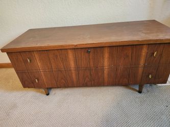 Vintage Lane Cedar Chest from the Princess Line  1970
