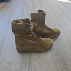 Coyote/tan Boots 