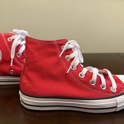 NIB Converse Chuck Taylor All Star High Tops Red Women’s 5.5 Unisex M9621
