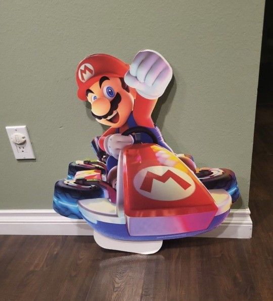Mario Kart 8 Cardboard Display