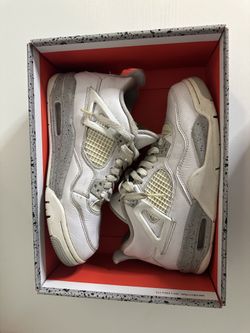 Air Jordan 4 White Cement Size 7