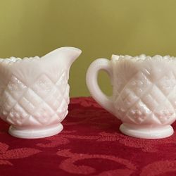 Vtg Westmoreland Thumbelina Milk Glass Diamond Point Child’s Creamer/Sugar Set
