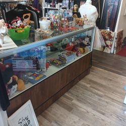 Glass Display Counter