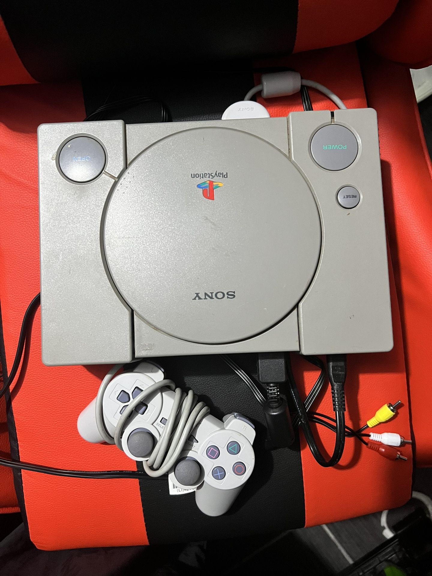 PS1 With All Cables 1 Controller Trades Accepted