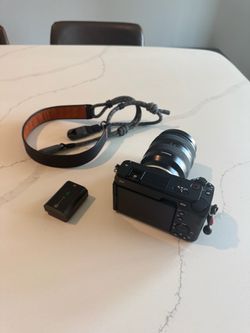 Sony ZV-E1 Body – Like New + 2 Batteries