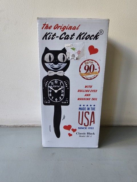 The Original Kit-kat Klock Brand New