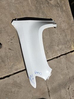 Chevy Colorado left fender Oem