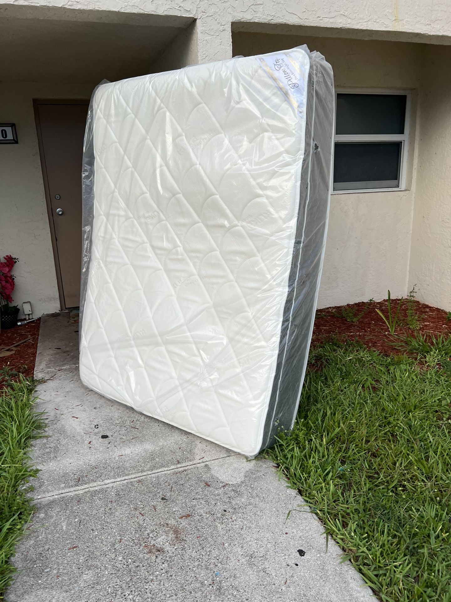 Mattresses: twin, full , queen regular , Colchon Nuevo Colchones plush or pillow top available cama bed mattress