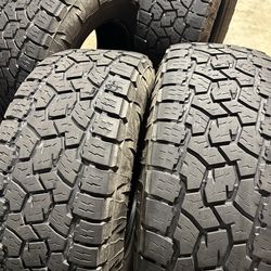 35 1250 17 Toyo open country at3