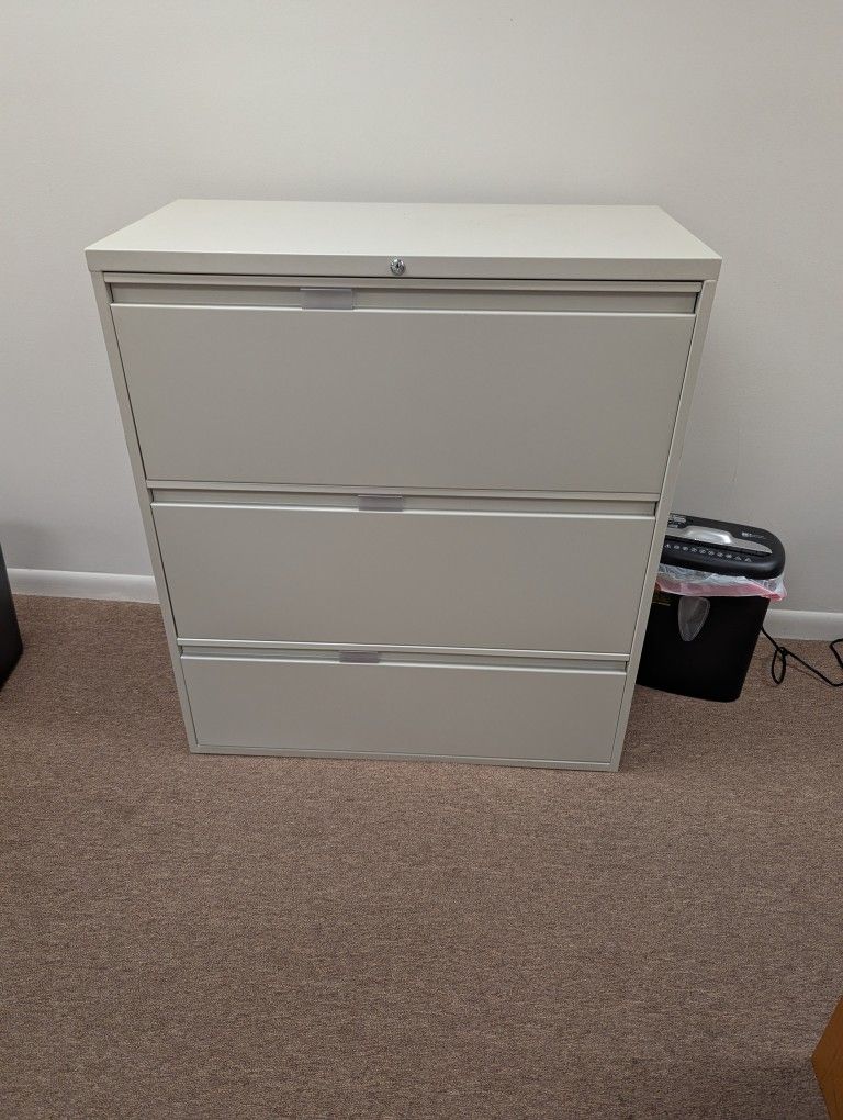 Lateral Filing Cabinet 