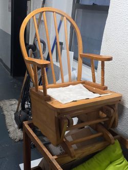 rocking chair small $50