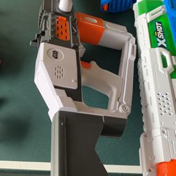 Nerf Guns Varying Sizes 