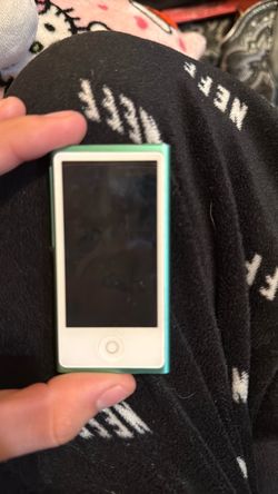 Apple iPod Nano Green 7th Generation