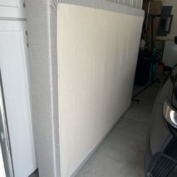 Free Queen box spring And frame