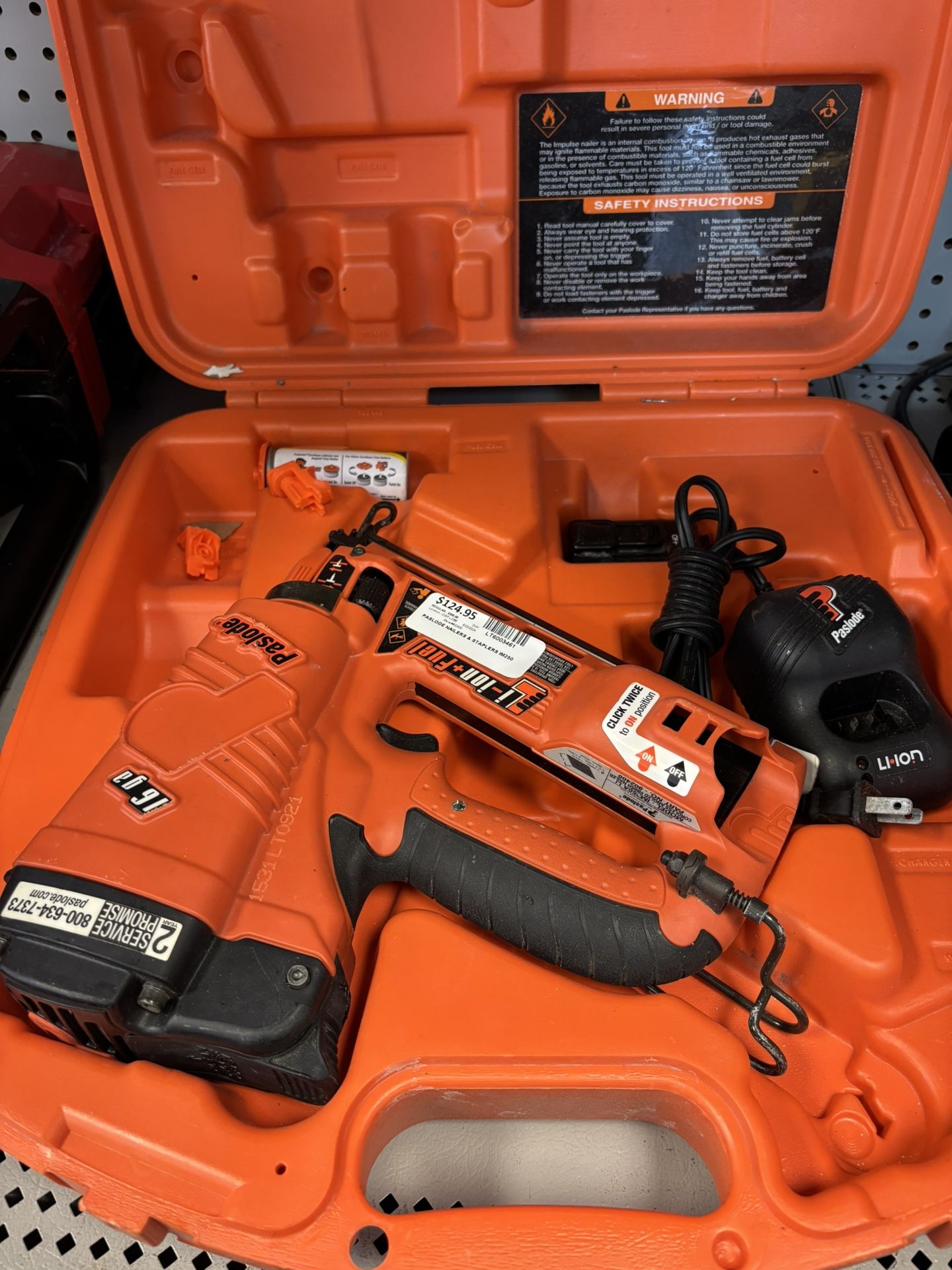 PASLODE NAILER & STAPLER IM250