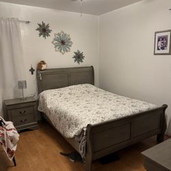 Full Size Bedroom SET