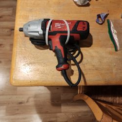 Milwaukee Impact Wrench Tool
