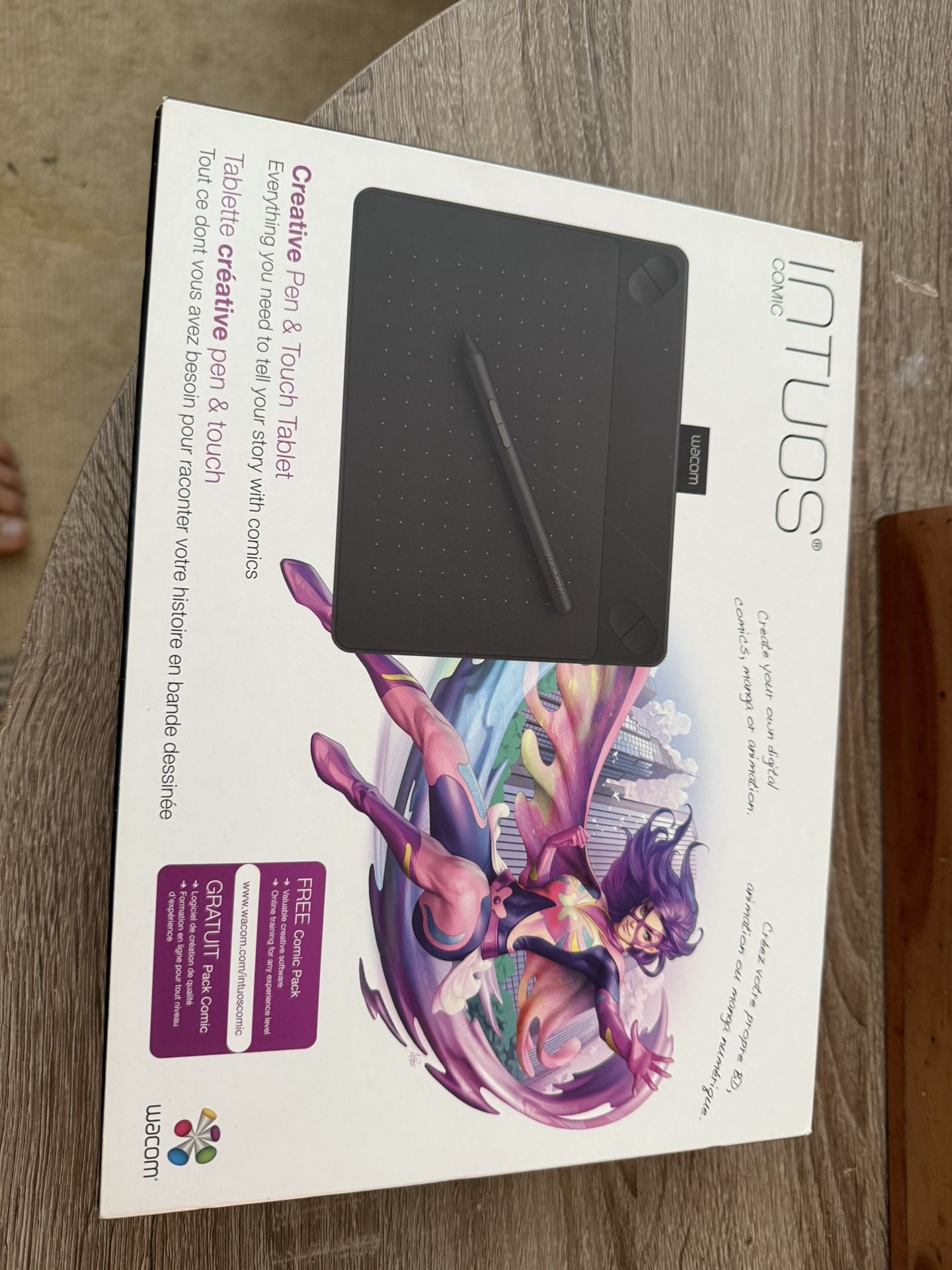 Wacom Intuos Comic creative pen and touch tablet,
