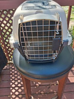 Little pet cage like knew