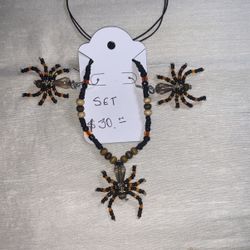 Hallowing Jewelry Spider Set